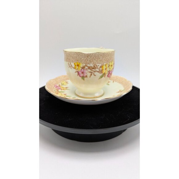 Bell China England Bone China Teacup Saucer Hand Painted Floral Gold Trim - Picture 9 of 17
